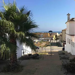 Apartamento Vivienda Adosada A 150m De La Playa + Patio + Wifi, Tarifa